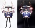Miss Thailand im Tuk Tuk Kostüm