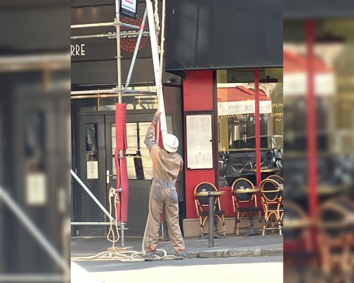 Arbeiter in der Rue de l´Odeon 