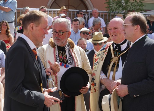 OB Dr. Hammer, Dr. Bernd Fabritius, Rainer Lehni und Bundesinnenminister Dobrindt